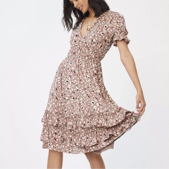 Anthropologie Hutch Ria Leopard Print Dress Ruffled Short Sleeve Stretch - Picture 1 of 15